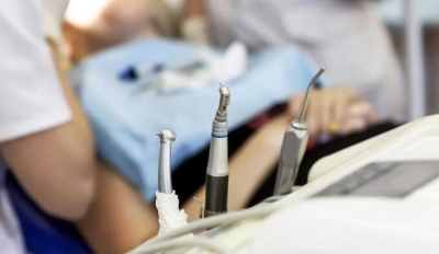 В Турции стоматолог завинтил зубной имплант пациенту в мозг