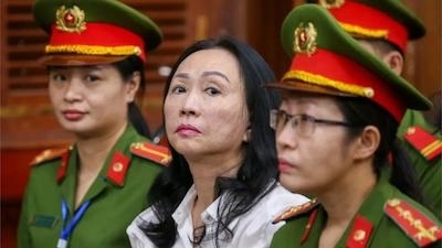 One of Vietnam’s richest entrepreneurs was sentenced to death for withdrawing $12.5 billion from her bank.